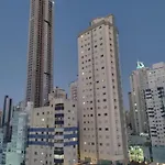 Quarto Com Banheiro Privativo